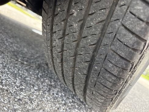 Used 2021 Nissan Kicks SV image 36