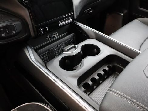 Used 2025 RAM 3500 Laramie image 30