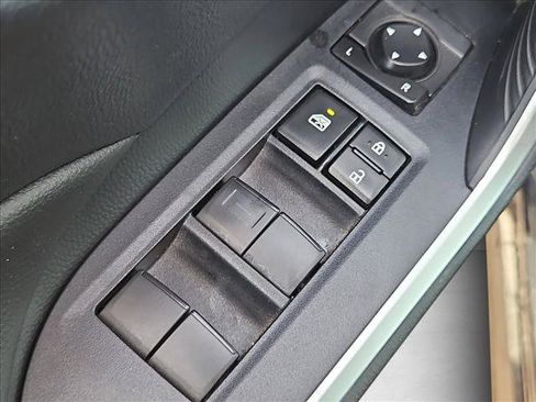 Used 2023 Toyota RAV4 LE FWD image 11