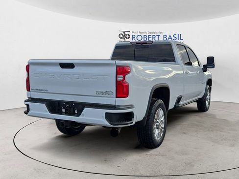 Used 2022 Chevrolet Silverado 3500 High Country image 5