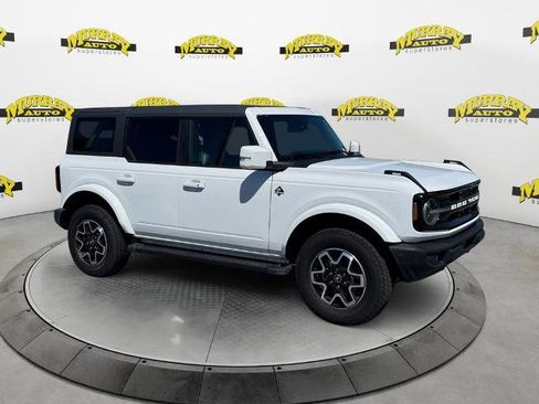 Certified 2023 Ford Bronco Outer Banks AWD/4WD image 7