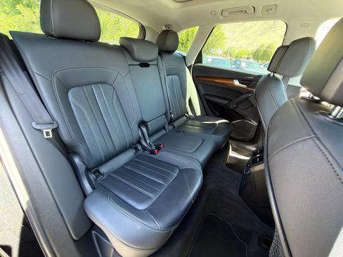 Used 2021 Audi Q5 2.0T Premium Plus AWD/4WD image 17