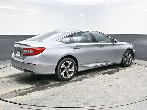 Used 2020 Honda Accord EX image 7