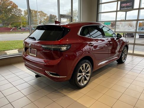 Used 2021 Buick Envision Avenir w/ Technology Package II image 7