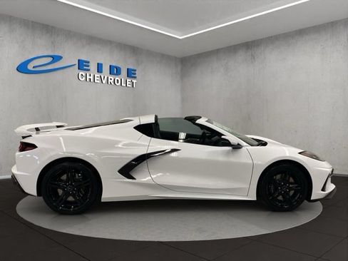 New 2026 Chevrolet Corvette Stingray Premium Cpe w/ Z51 Performance Package RWD image 2