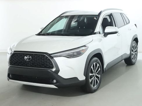 Certified 2023 Toyota Corolla Cross XLE w/ Convenience Package AWD/4WD image 1