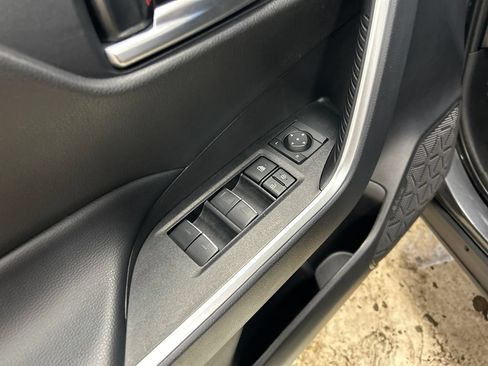 Certified 2025 Toyota RAV4 XLE AWD/4WD image 15