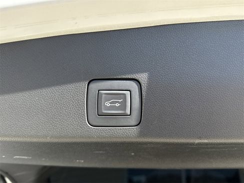 Certified 2023 Buick Encore GX Essence w/ Experience Buick Package image 32