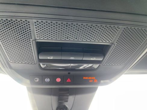 Used 2025 Chevrolet Traverse Z71 w/ Driver Confidence Package image 48