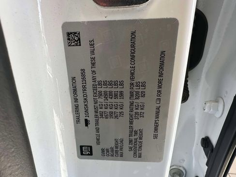 Used 2024 Chevrolet Tahoe Premier w/ Premium Package image 17