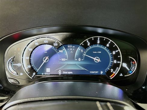 Used 2019 BMW 530i xDrive image 12