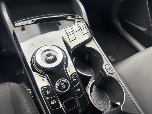 Used 2023 Kia Sportage LX image 24