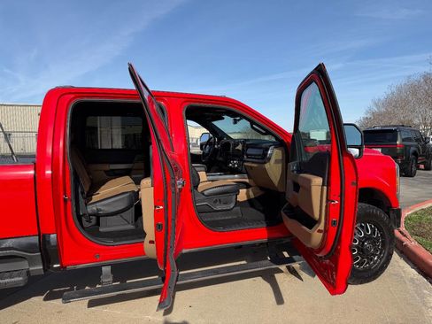 Used 2023 Ford F450 Lariat w/ Lariat Ultimate Package image 18