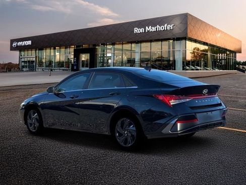 New 2026 Hyundai Elantra SEL Sport Premium w/ Cargo Package FWD image 4