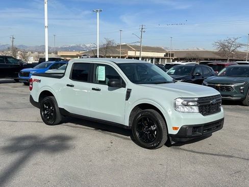 Used 2022 Ford Maverick XLT image 7