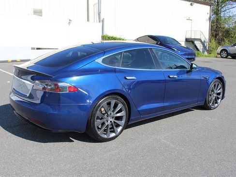 Used 2020 Tesla Model S Long Range Plus image 9