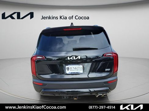 Certified 2022 Kia Telluride SX w/ SX Prestige Package AWD/4WD image 6