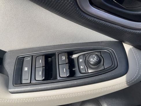 Used 2023 Subaru Forester image 19