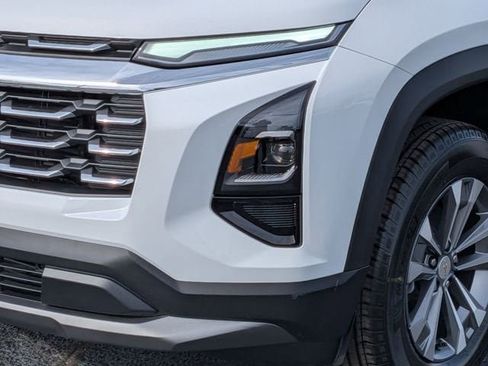 New 2026 Chevrolet Equinox LT w/ Convenience Package II image 9