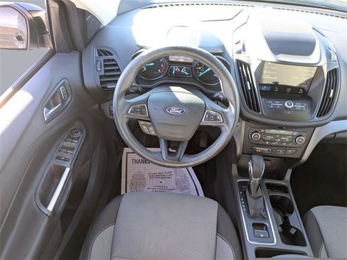 Used 2019 Ford Escape SE image 17