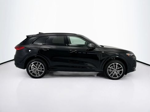 Used 2026 Audi Q5 Premium Plus w/ Premium Plus AWD/4WD image 4