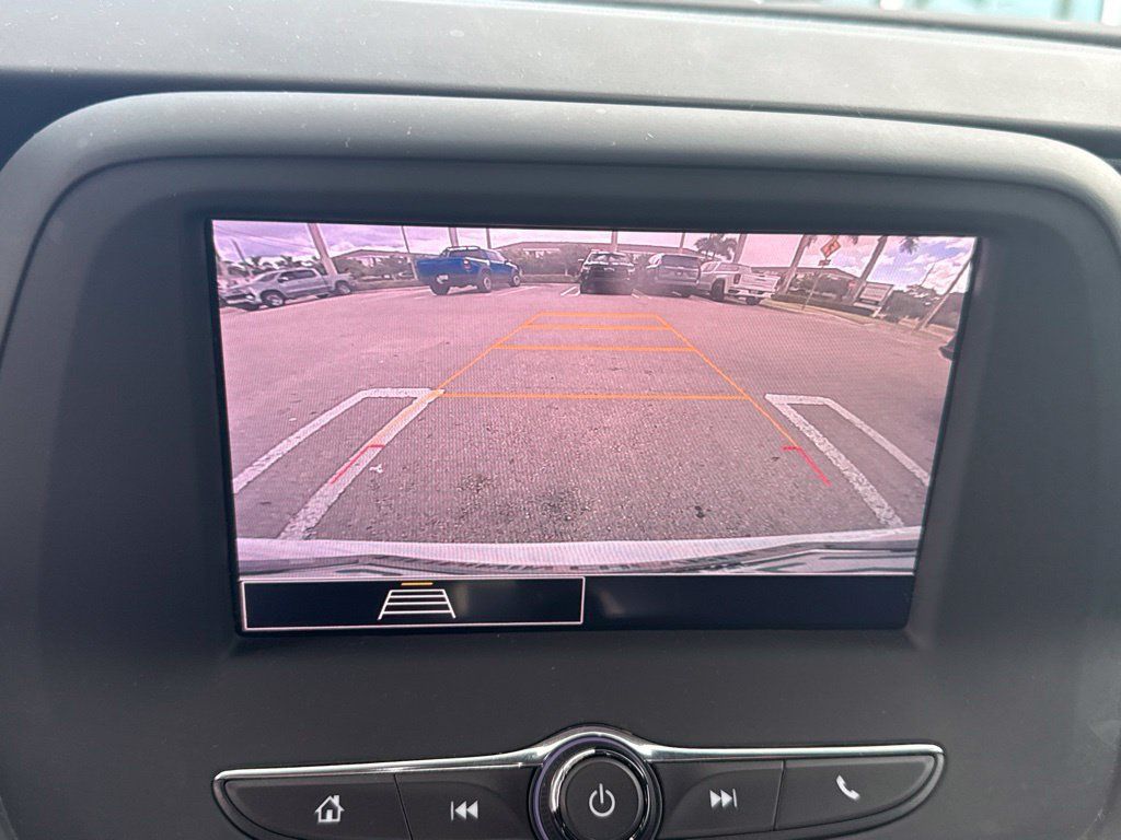 Used 2021 Chevrolet Camaro LS RWD image 5