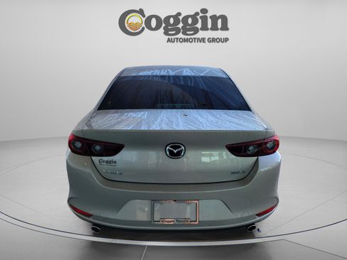 Used 2023 MAZDA MAZDA3 s image 4