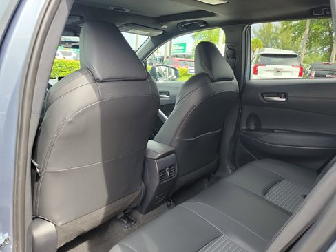 Used 2024 Toyota Corolla Cross AWD Hybrid image 15