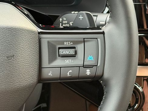 New 2026 Nissan Pathfinder Platinum AWD/4WD image 26