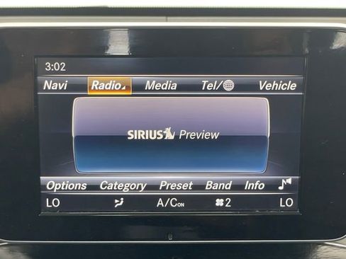 Used 2019 Mercedes-Benz GLC 300 GLC 300 image 28