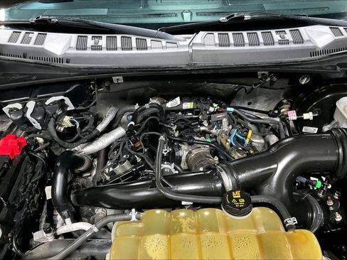Used 2020 Ford F150 XLT w/ Equipment Group 302A Luxury RWD image 40