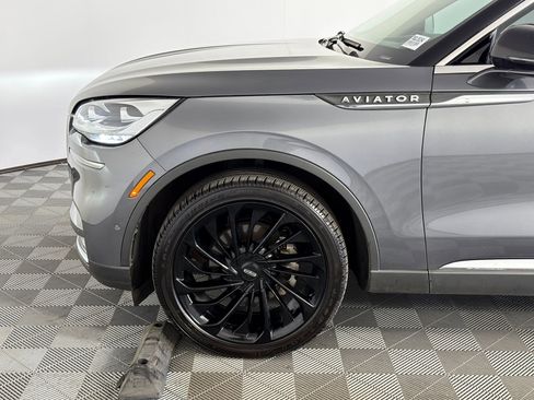 Used 2022 Lincoln Aviator Reserve w/ Equipment Group 201A image 10