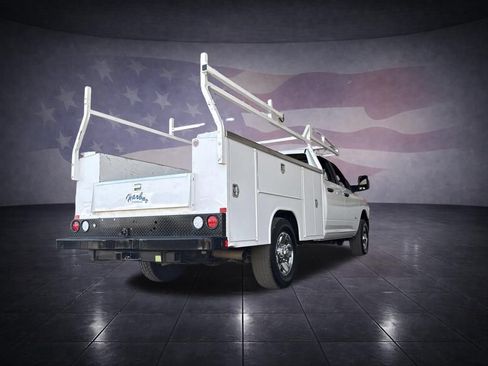 Used 2024 RAM 3500 SLT AWD/4WD image 5