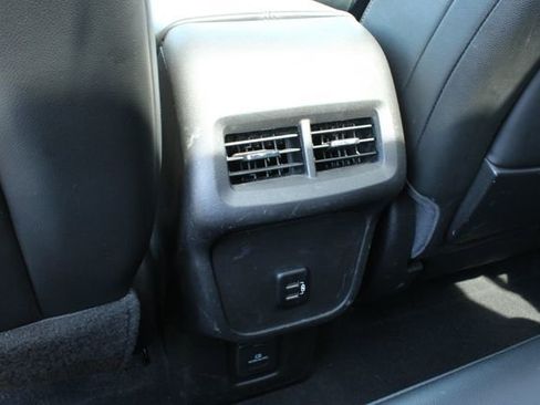 Used 2018 GMC Terrain SLT w/ Preferred Package FWD image 35