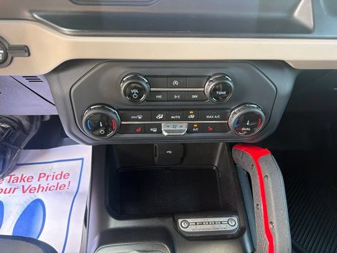 Used 2022 Ford Bronco Wildtrak AWD/4WD image 34