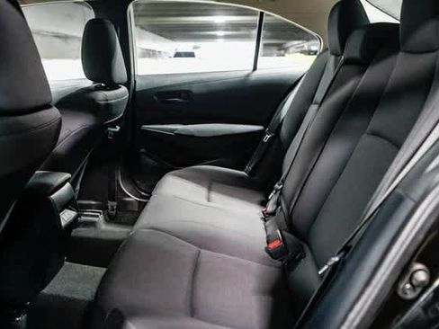 Certified 2023 Toyota Corolla LE image 17