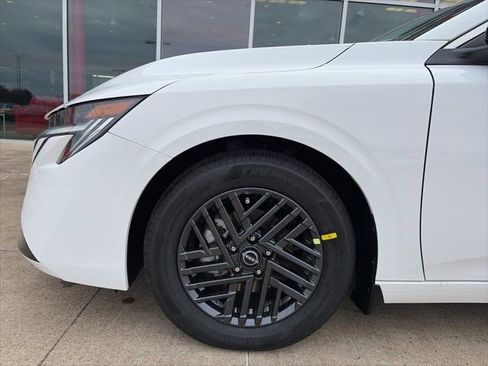 New 2026 Nissan Sentra SV image 7