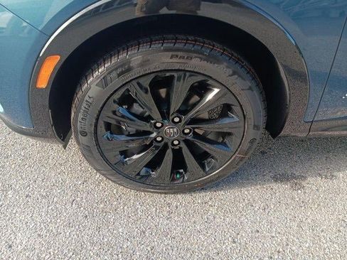 New 2026 Buick Envista Sport Touring w/ Convenience I Package FWD image 2