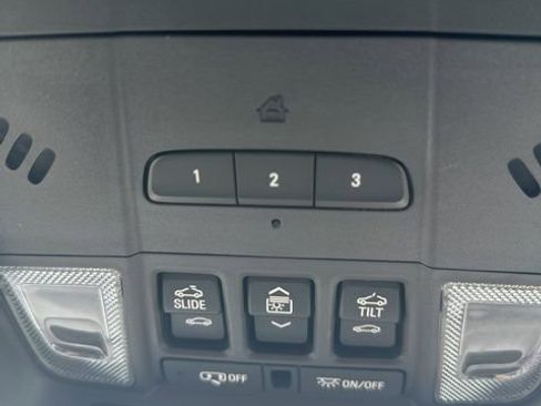 Used 2023 Buick Enclave Essence w/ Experience Buick Package image 31