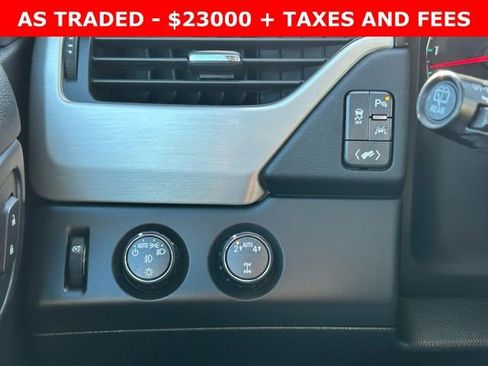 Used 2018 GMC Yukon SLT image 22