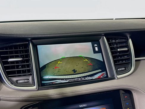Used 2023 INFINITI QX50 Luxe image 10