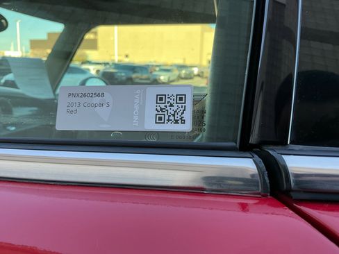 Used 2013 MINI Cooper S image 25