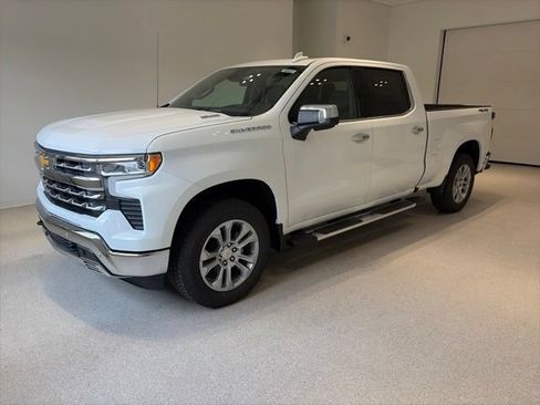 New 2026 Chevrolet Silverado 1500 LTZ w/ LTZ Premium Package AWD/4WD image 3