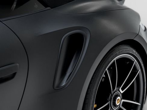 Used 2022 Porsche 911 Turbo S AWD/4WD image 35