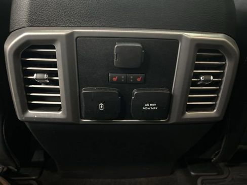 Used 2018 Ford F150 Platinum w/ Equipment Group 701A Luxury image 11