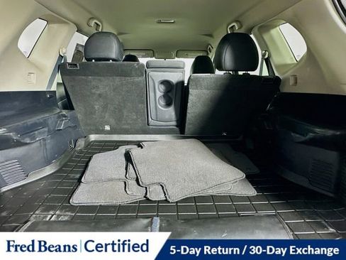 Used 2018 Nissan Rogue SV w/ Premium Package image 28