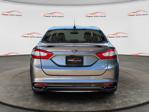 Used 2013 Ford Fusion Titanium w/ Titanium Driver Assist Pkg AWD/4WD image 9