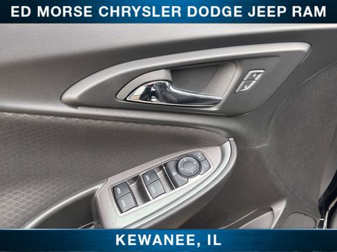 Used 2024 Chevrolet Malibu LT image 21