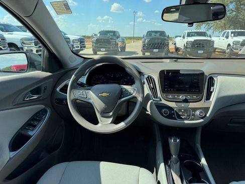 Used 2019 Chevrolet Malibu LS FWD image 11