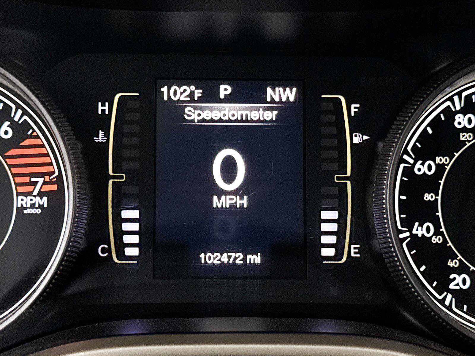 Used 2017 Jeep Cherokee Latitude w/ Comfort & Sound Group FWD image 28